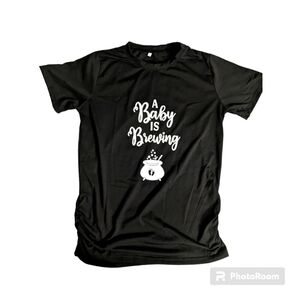 Maternity T-shirt. 'A Baby Is Brewing.' Black. Small. NWOT.